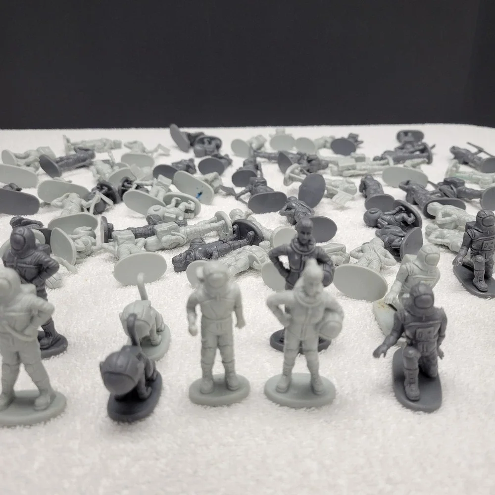 Wicked Duals Dual Colors Astronauts figures over 84